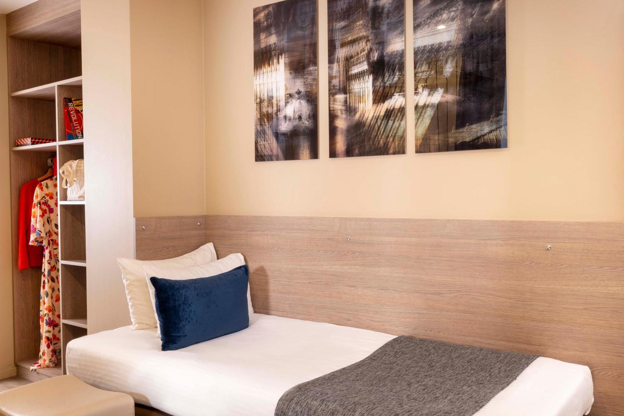 Triple Room,1273907242:JPEG