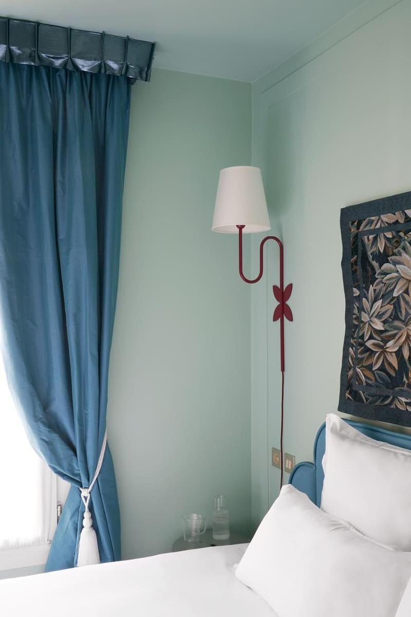Large Single Room