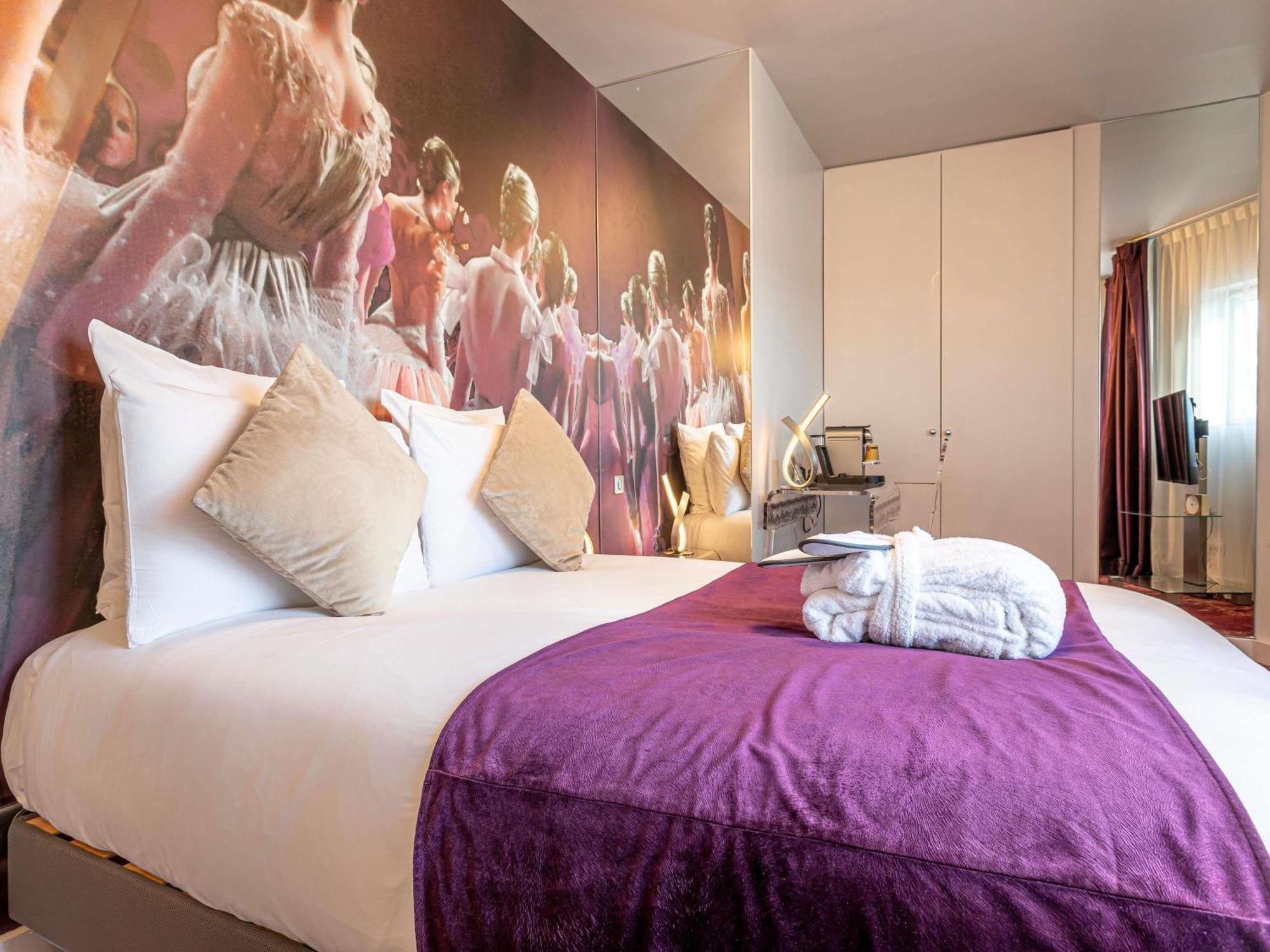 Quarto Privilege com 1 Cama de Casal