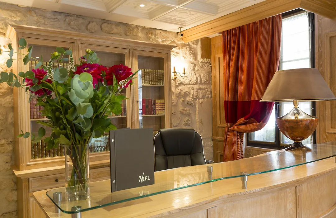 Elysees Niel Hotel-1