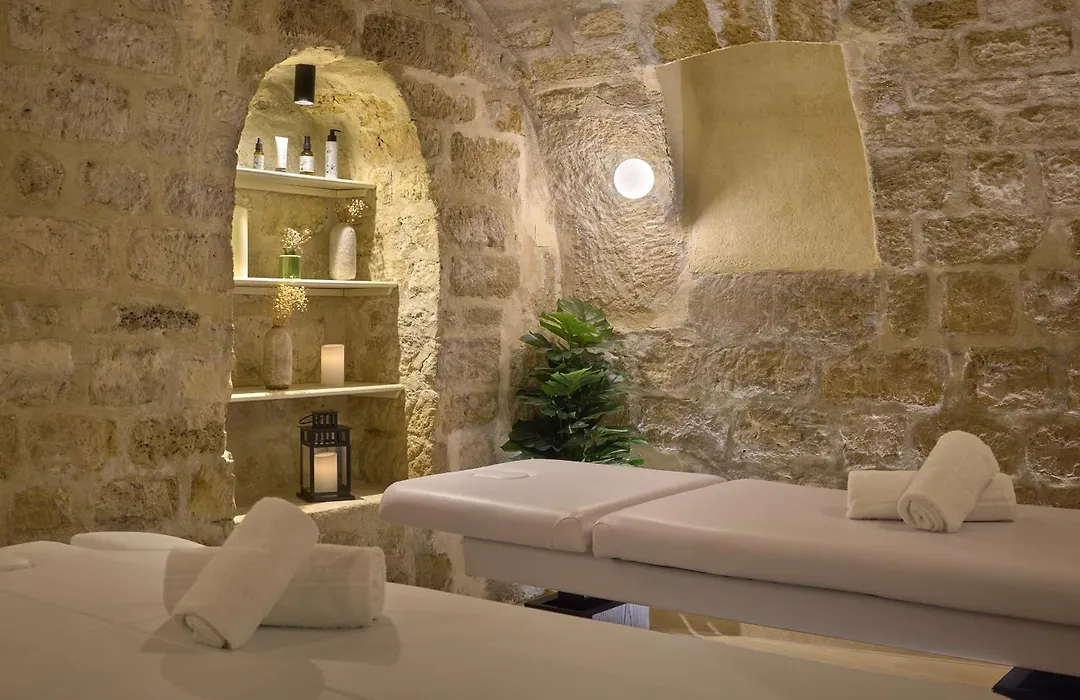 Hotel Josephine & Spa By Happyculture-1