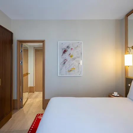 Le Belgrand Hotel Paris Champs Elysees, Tapestry By Hilton-3