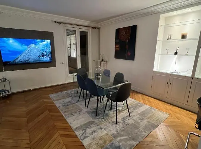 Appartement Luxe, Vue Tour Eiffel Ac 5 Ou 6 P