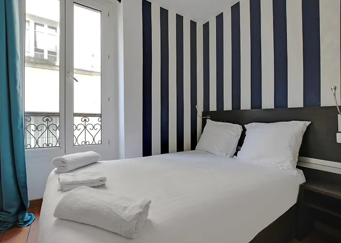 Perros hoteles Modern'S