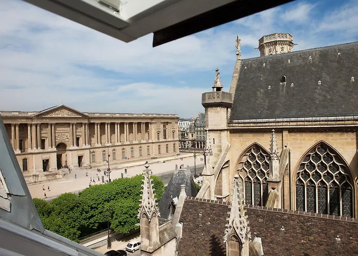 Hotel near College: Relais Du Louvre