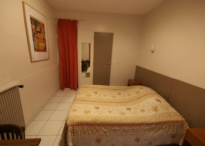 Hôtel bon marché: Hôtel du Roussillon
