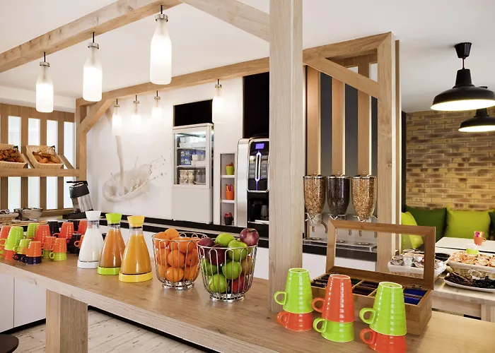 Ibis Styles Paris Buttes Chaumont