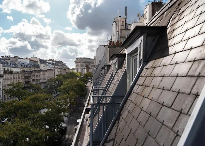 Hotels with a view Elsa, Paris