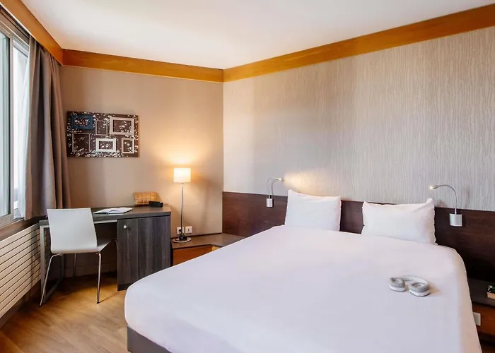  Adagio Paris XV