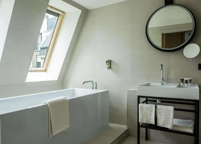Mercure 17 Batignolles