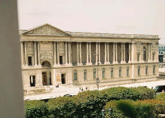 Hôtel de la Place du Louvre - Esprit de France